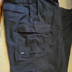 Men's 5.11 Tactical Black Cargo Pants